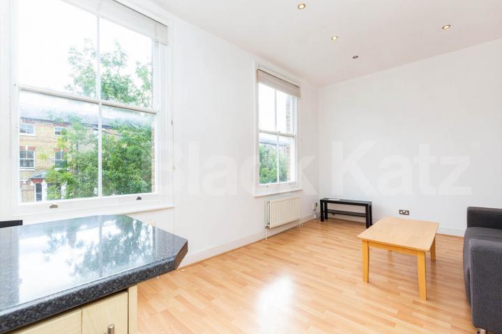 Bright and airy one bedroom property minutes to Tufnell park station  Tufnell Park Road, Tufnell Park 